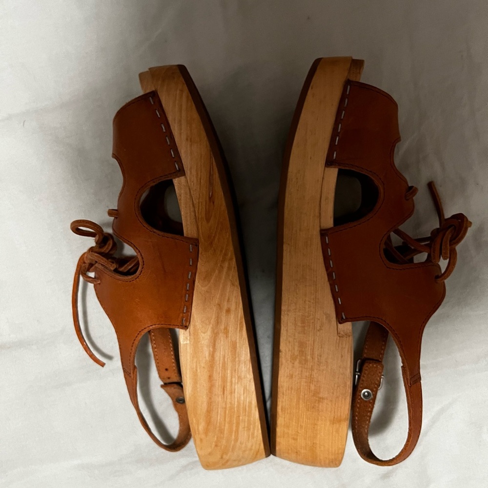 Size 40 Swedish Hasbeens